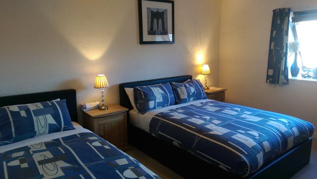 Alba Guest House แอเบอร์ดีน ภายนอก รูปภาพ